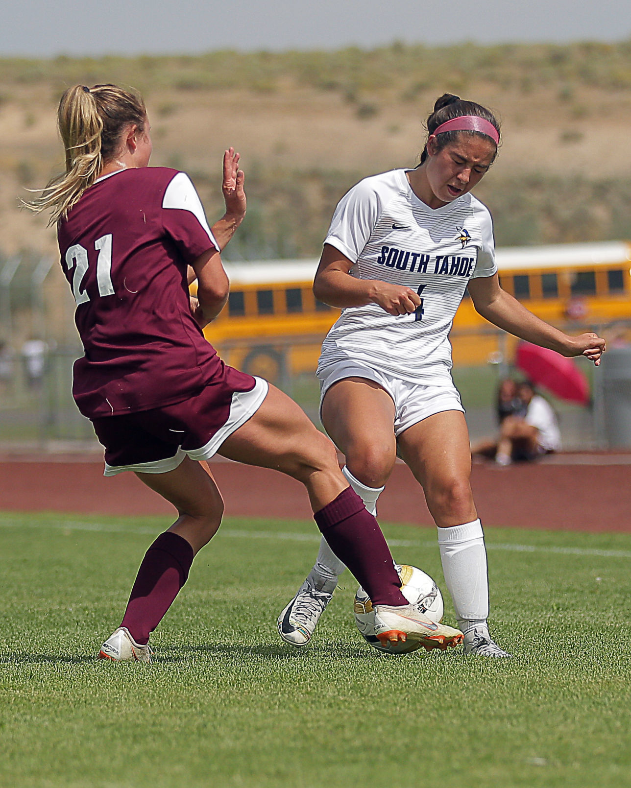 091019-elk-spt-elko-girls-soccer-05.jpg